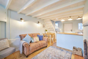 Host & Stay - Honey Cottage